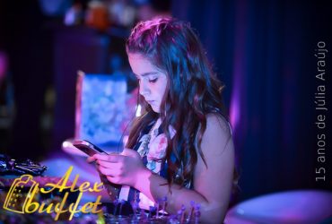 Júlia - 15 Anos - 62