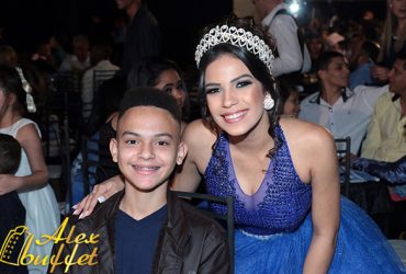 Maria Izadora - 15 Anos (23)