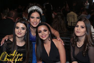 Maria Izadora - 15 Anos (28)