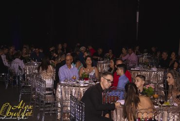 Maria Carolina - 15 Anos (42)